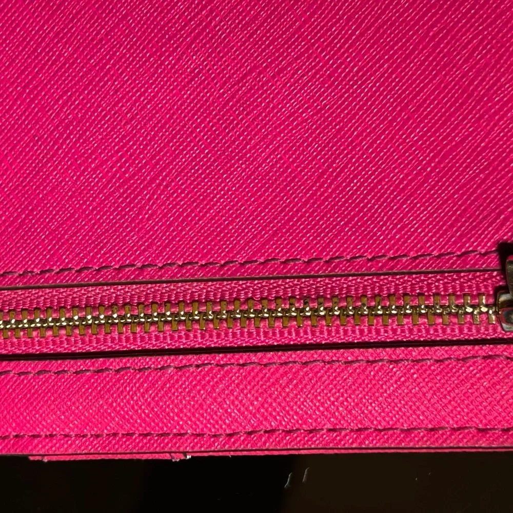 Kate Spade Pink Wallet Sleek Design 7” x 4” Like new - Picture 10 of 15